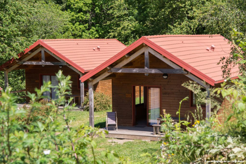 © Les Chataigniers du Lac chalet